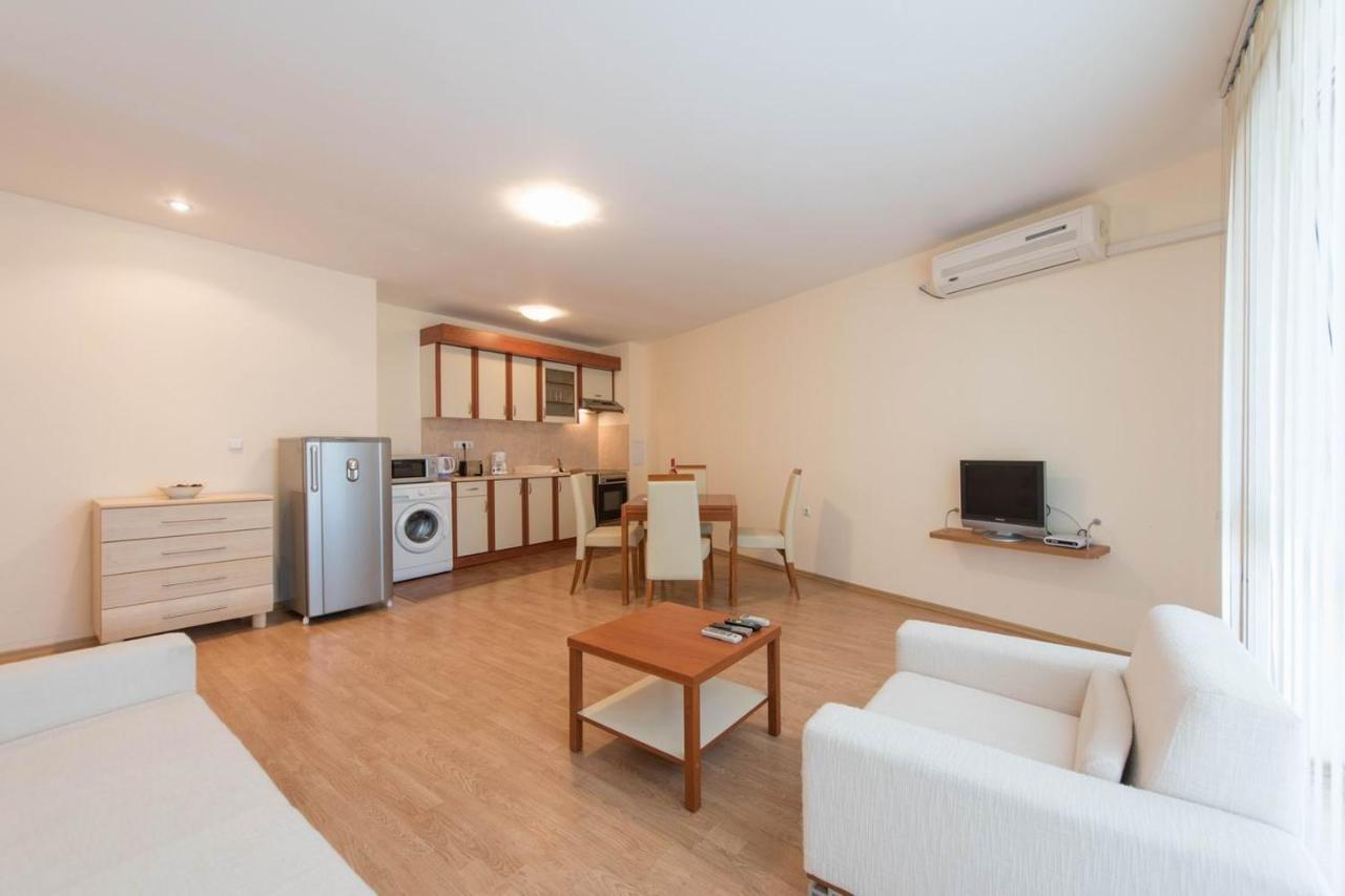 Gt Riviera Fort Beach Apartments Ravda Buitenkant foto