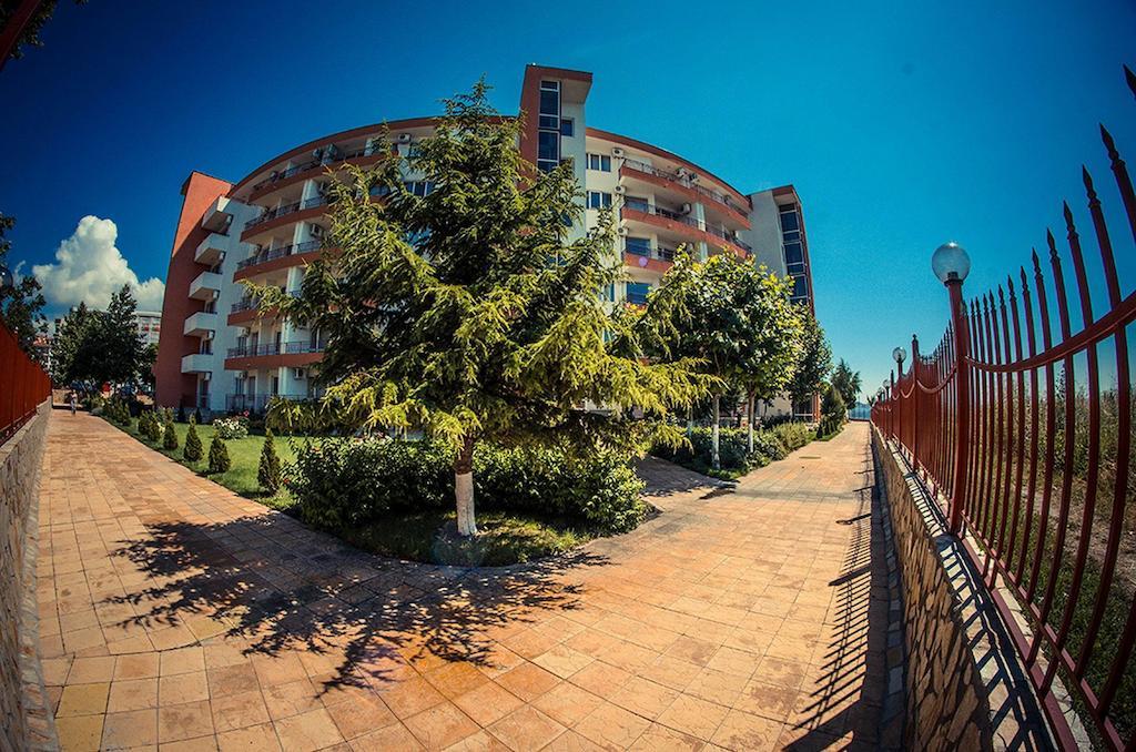 Gt Riviera Fort Beach Apartments Ravda Buitenkant foto